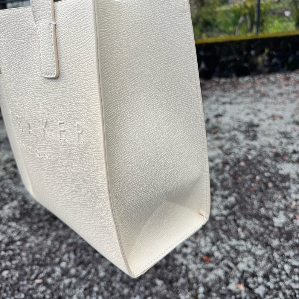 Ted Baker London NWT “The Icon” Tote Bag Ivory/Cream with Coral Interior - Picture 6 of 13